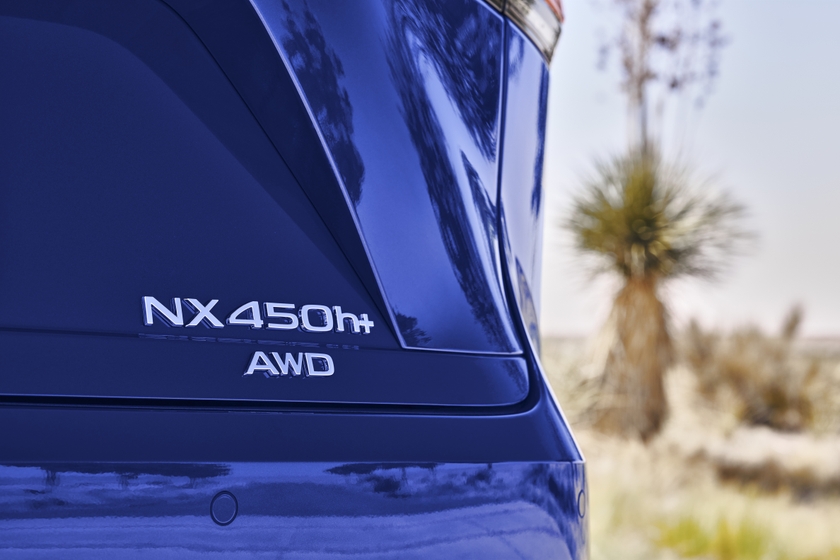 Lexus NX 2022
