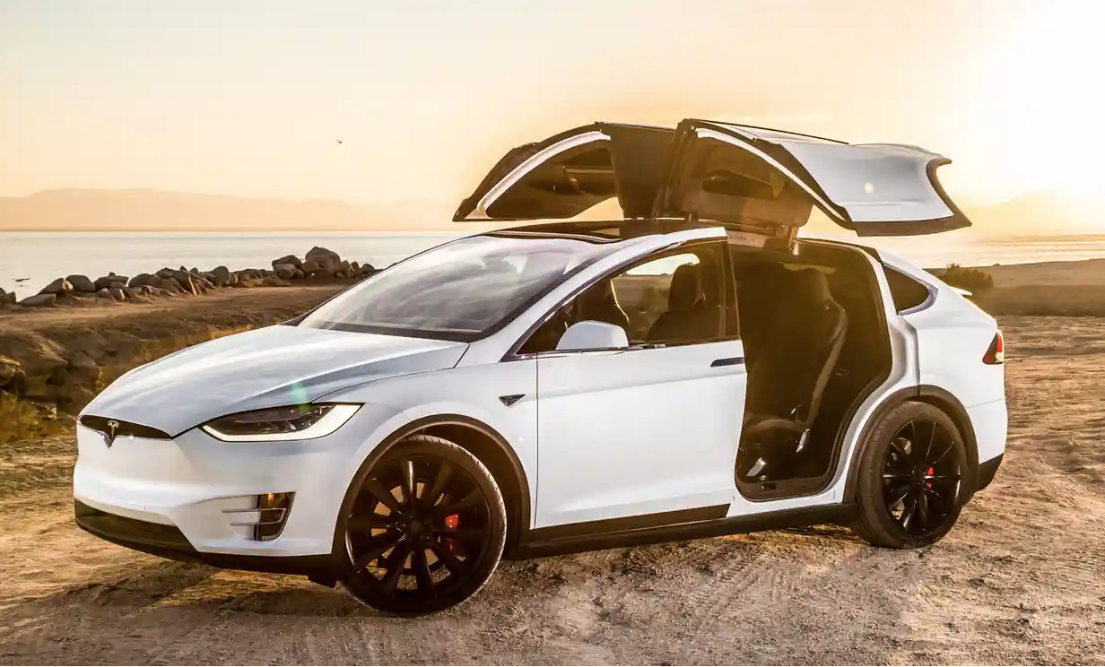 Tesla Model X voitures électriques autonomie 2021-2022