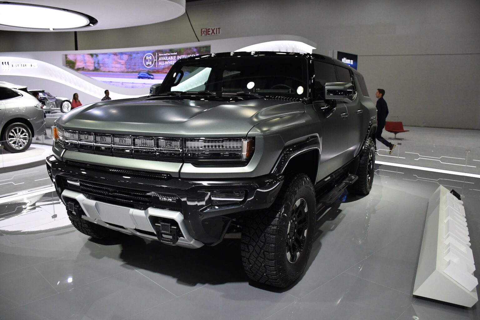 gmc-hummer-ev