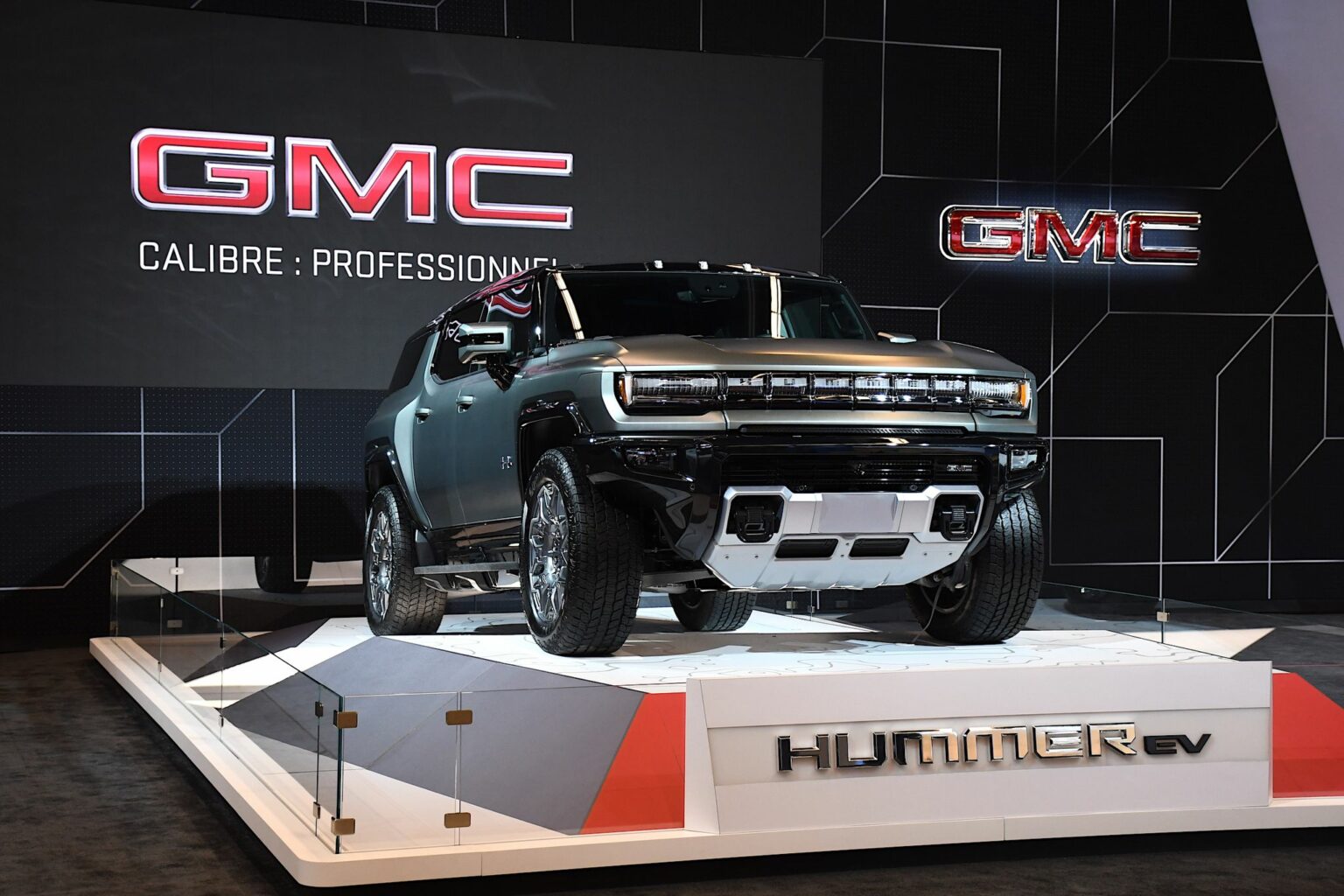 gmc-hummer