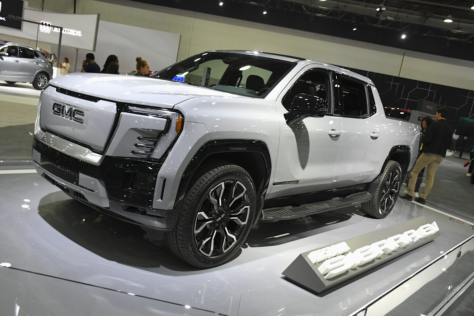 gmc-sierra-ev
