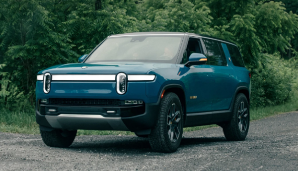 rivian-r1s-2024