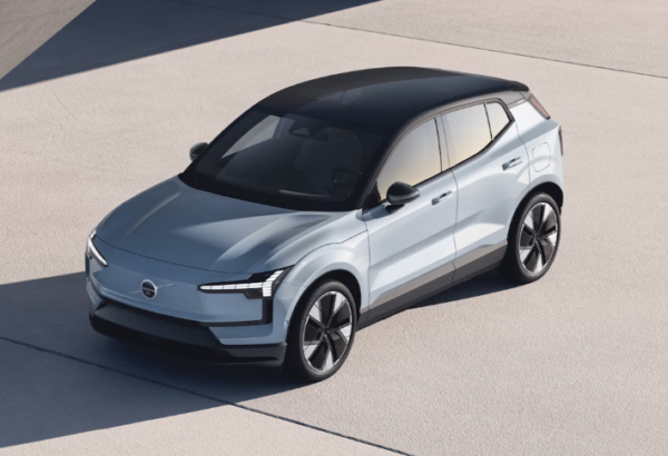 Volvo-EX30-2024