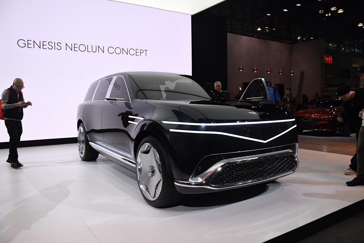 Genesis-Neolun-Concept