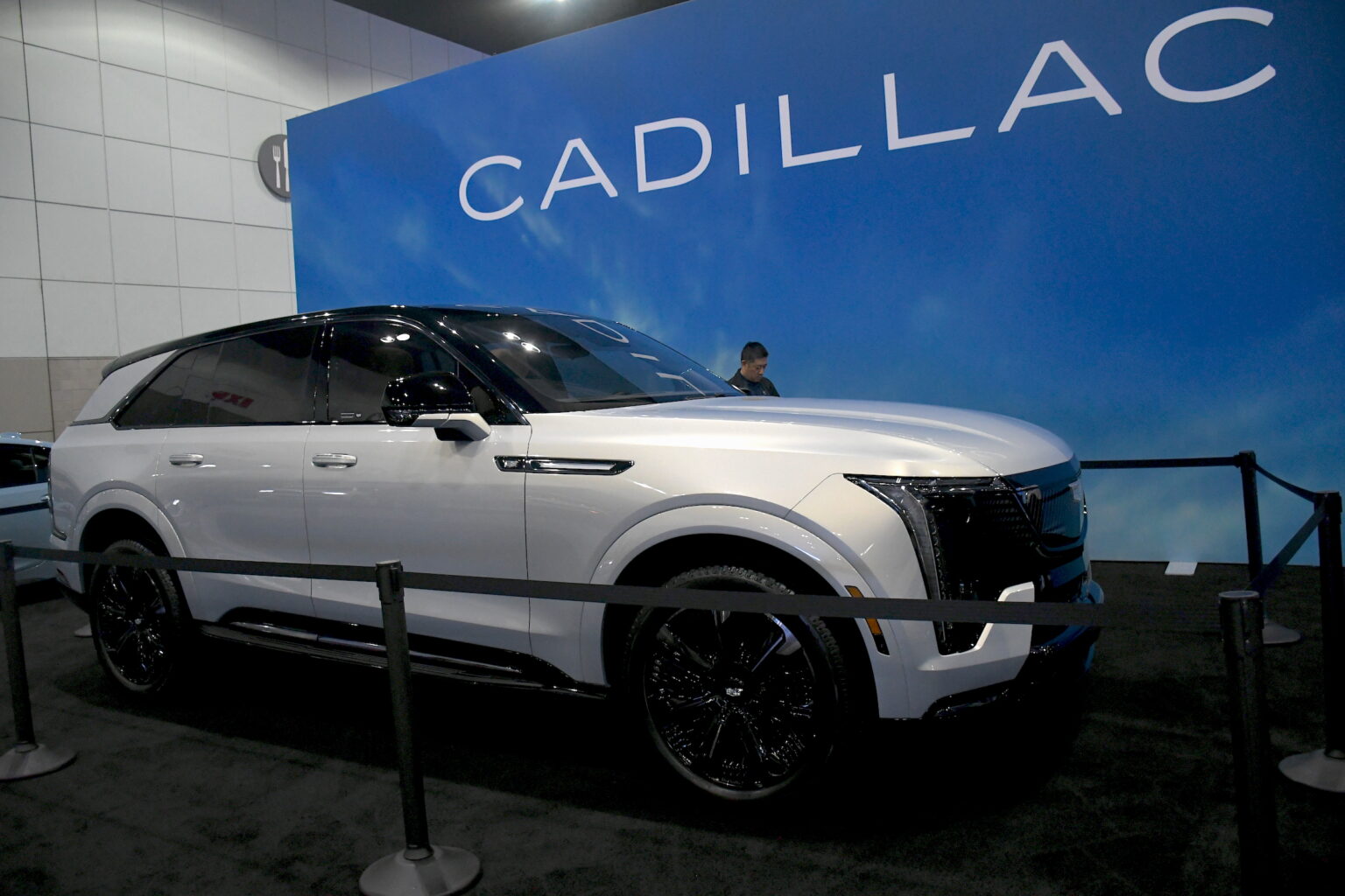 Cadillac-Escalade-IQ