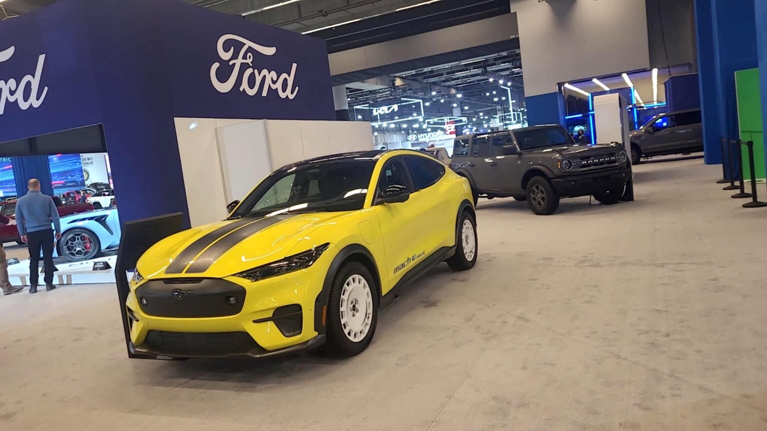 Ford-Mustang-Mach-E-Rallye